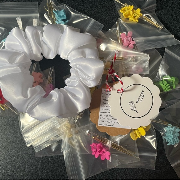 ⭐️ HOST PICK⭐️ KLM’s Luxey Locks Pearly Whites Collection $8each - Picture 6 of 15